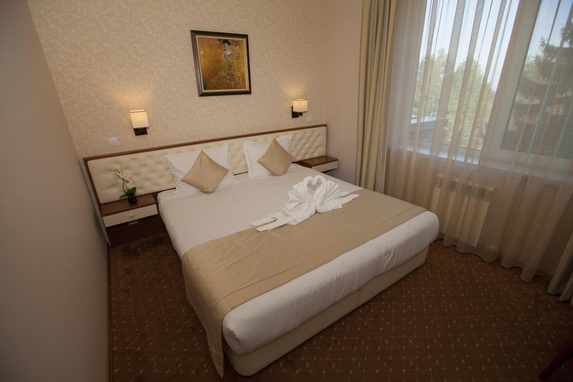 Family Hotel Saint George Sofia Pokój zdjęcie